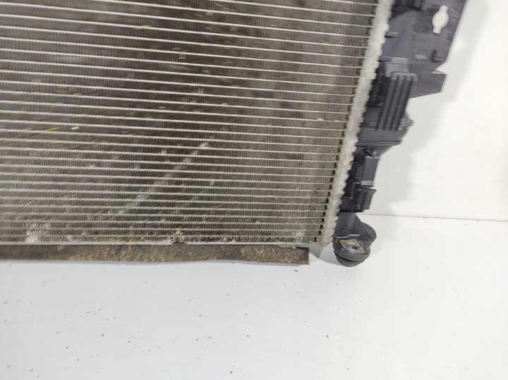 фото №12, Volvo s60 ii 2.0 d2 13- радіаторів води