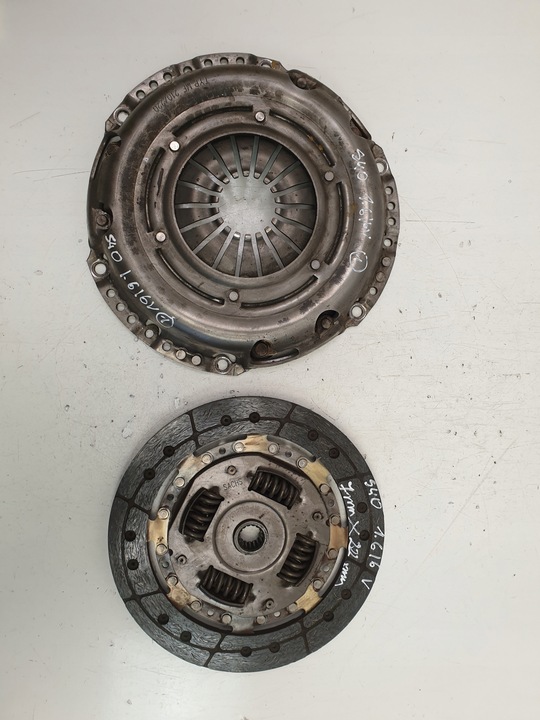 фото №1, Volvo s40 ii v50 1.6 16v зчеплення диск притиск