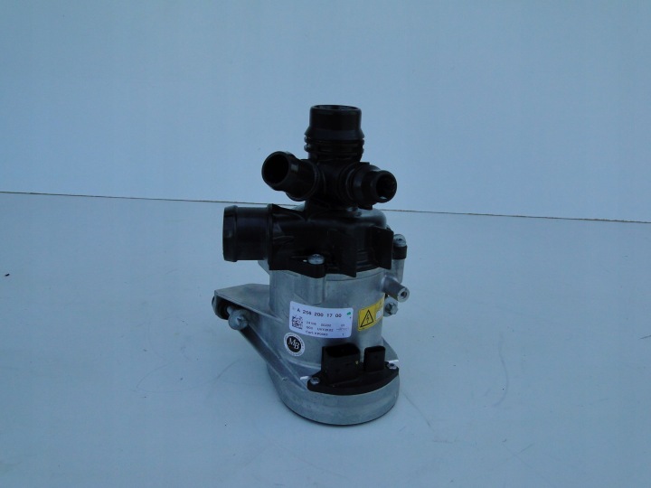 фото №5, Mercedes водяной насос жидкости a2562001700 cle 236 c236 cabrio купе