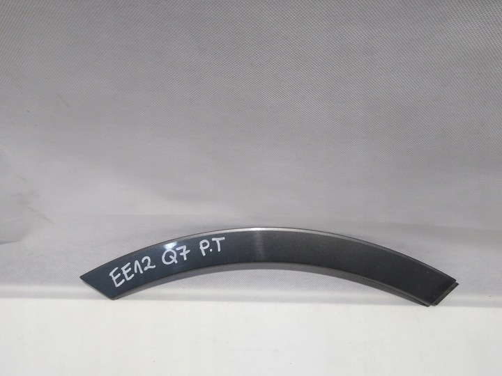 фото №1, Audi q7 планка дверь правая зад 4m0854820a