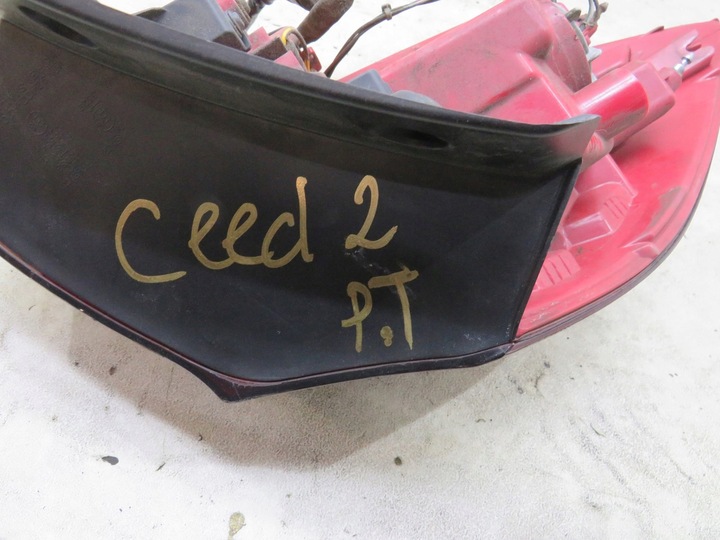 фото №4, Лампа правая задняя зад hb kia ceed ii 92402-a20