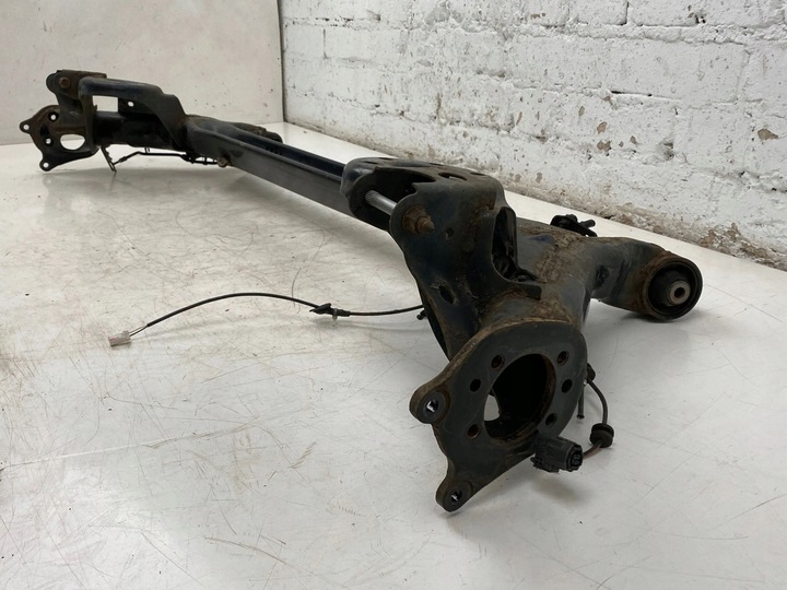 фото №8, 2013 toyota prius xw30 балка osi задней