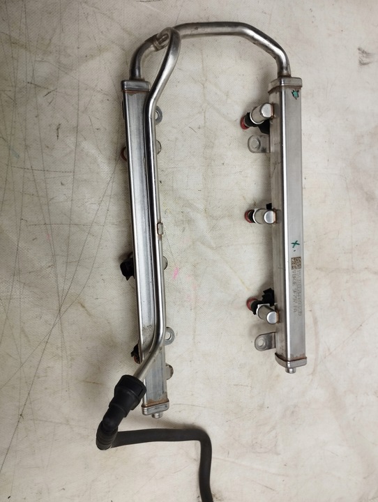 фото №7, Ford mustang 15- планка впрыскивающий usa