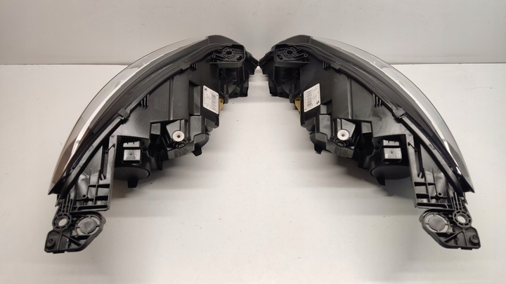 фото №13, Peugeot 308 t9 рестайлинг линза з led левая правая