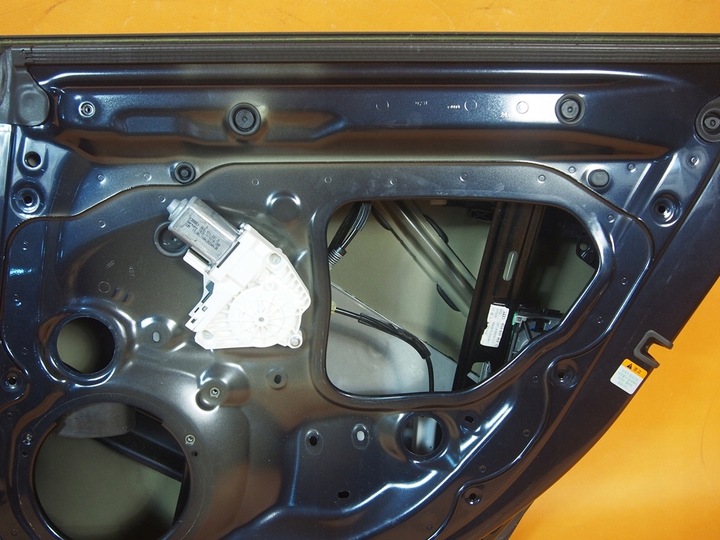 фото №9, Audi a7 4g двері зад задні праві ручка планка lx5r 4g8833052a