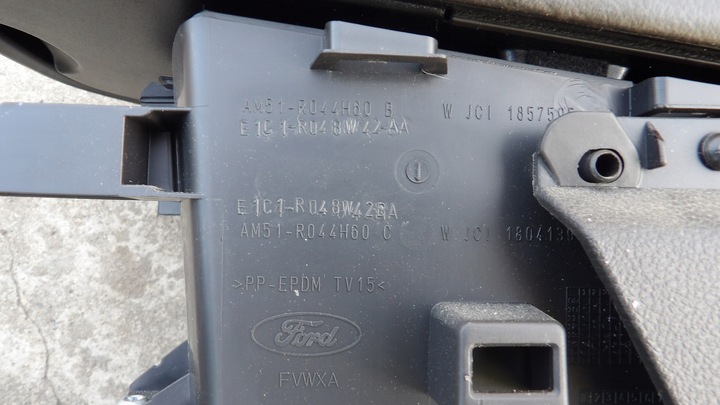 фото №8, Ford kuga mk2 перетворювач напруги розетка 230v тунель комплект