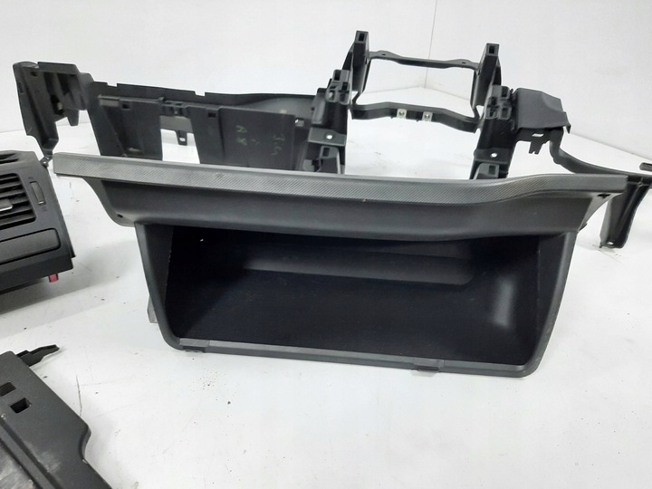 фото №12, Toyota auris e15 3d 08r панель раздаточная капот ремни подушки подушка безопасности kpl