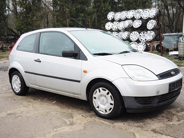 фото №5, Ford fiesta 2002-05 3-дверь лампа зад задняя левая