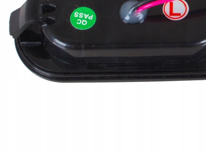 фото №10, Ford focus c-max поворотник боковой led l+p