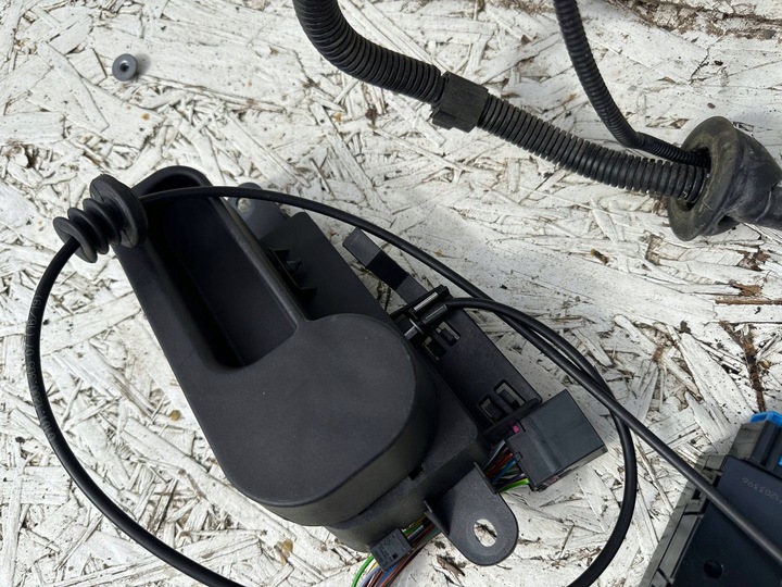 фото №7, Q5 8r рестайлінг hak буксирувальний складний ручка модуль 8r0800495e 8k0907383d