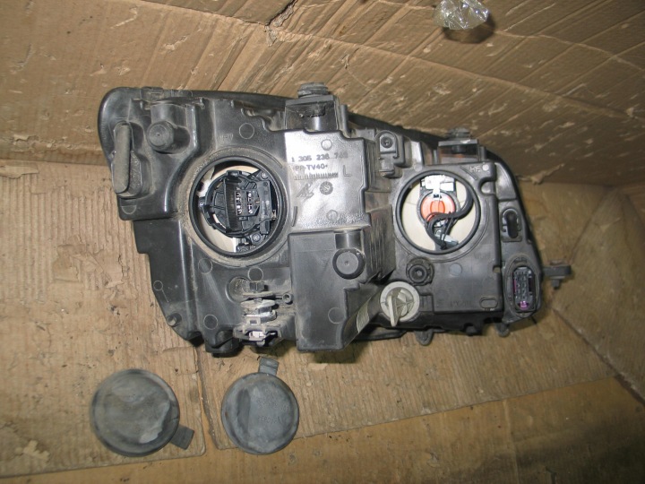 фото №14, Фара передня vw touran 1 i рестайлінг 10-15r. 030126820300 1t1941005g європа