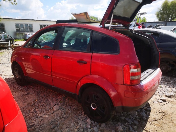 фото №8, Audi a2 реле 2002 1.4l 141951253b