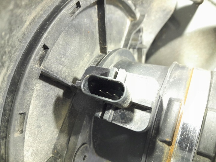 фото №6, Audi a6 c7 2.0 tdi 136 km корпус фильтра воздуха 4g0133838l