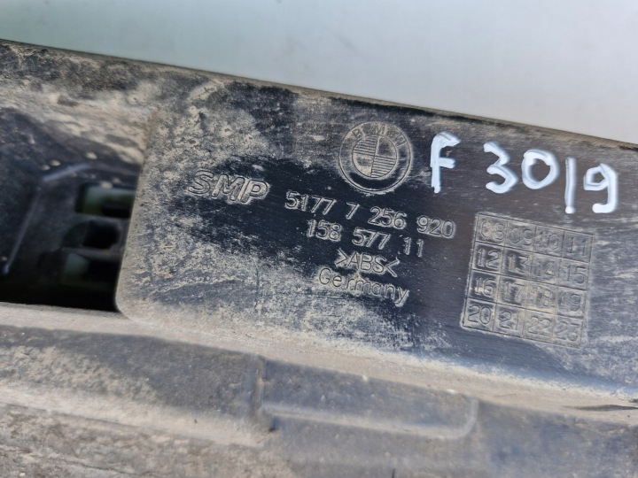 фото №9, Bmw f30 f31 рестайлинг крепление кронштейн  порога левое правое 3szt. м-пакет