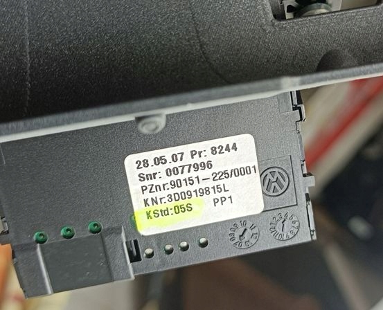 фото №11, Планка декоративная кнопки панели управление vw phaeton 3d 02-10 3.0 tdi v6