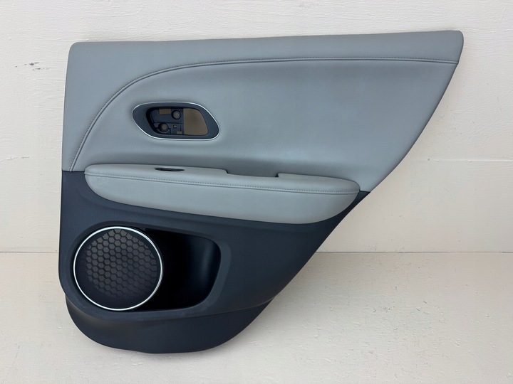 фото №1, Honda hr-v ii 2 15r- боковина оббивка двері праві зад задній