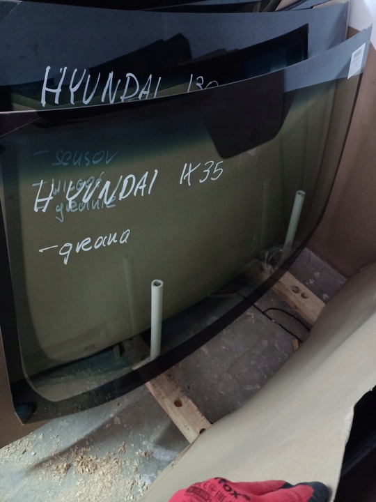 фото №1, Стекло перед передняя лобовое hyundai ix35 tucson с подогревом 2010-2015