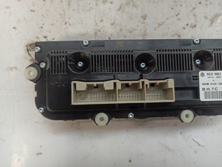 фото №14, Volkswagen passat b6 панель повітропровід кондиціонера 3c0907044da