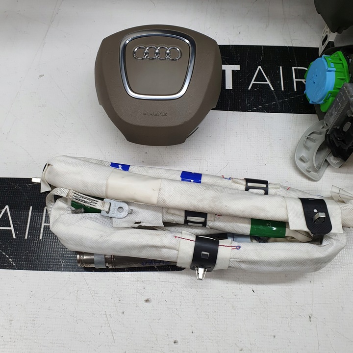 фото №7, Q5 8r панель консоль подушки ремені подушка безпеки