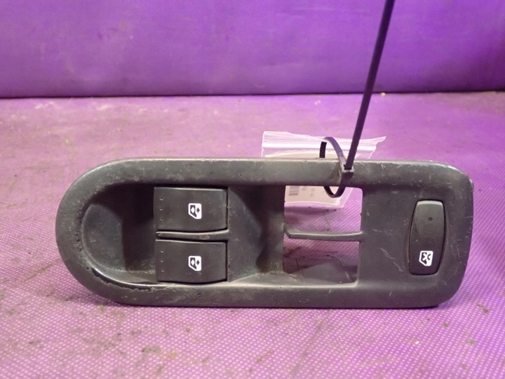 фото №1, Renault megane ii 02-06 перемикач блокування скло 8200160603 0150880