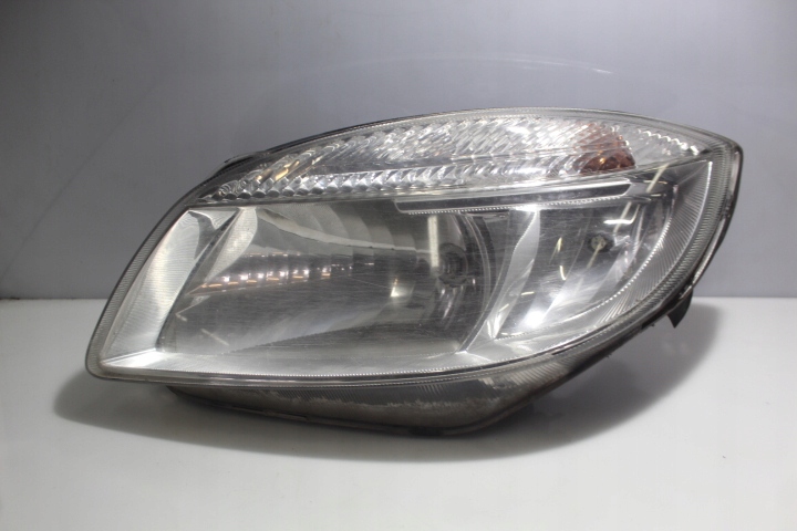 фото №1, Лампа левая передняя skoda fabia ii
