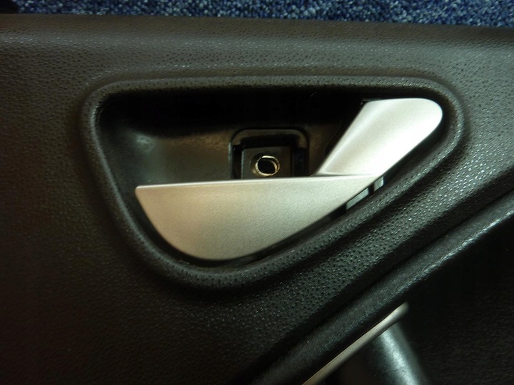 фото №2, Боковина оббивка двері alfa romeo mito 08- праві