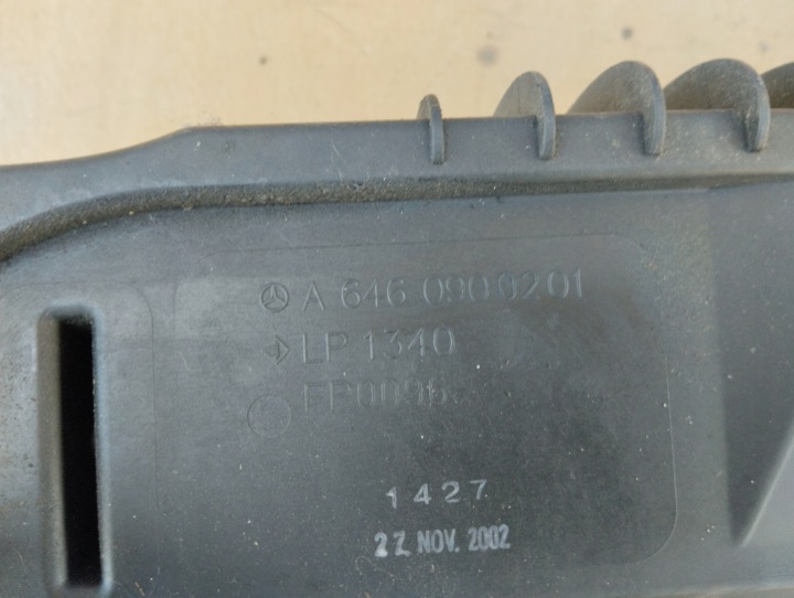 фото №9, Корпус фільтра повітря mercedes w204 2.2 cdi a6460902001