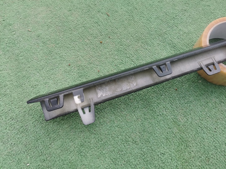 фото №10, Mercedes e класс w213 amg 6.3 накладка планка litwy пороговой правой