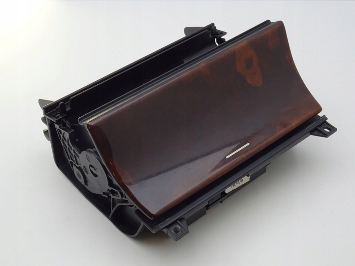 фото №1, Пепельница mercedes e w210 2108100230 nr49