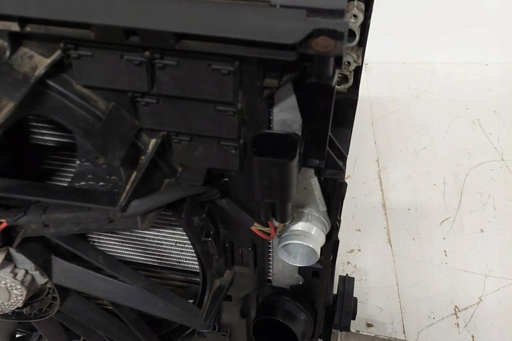 фото №9, Комплект радіатор bmw 5 f10 8509740 2.0l дизель 2011