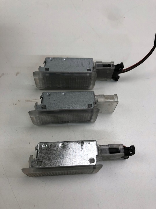 фото №3, Vw seat skoda лампа освітлення бардачка 6l0947565