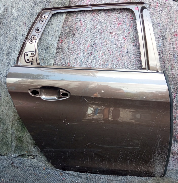 фото №1, Peugeot 308 t9 sw универсал дверь правые зад