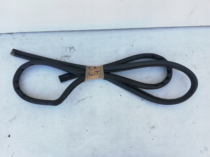 фото №1, Прокладка лівий зад задні toyota avensis 03-12 t25