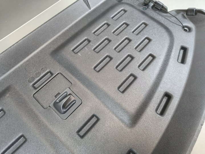 фото №10, Полка багажника задня vw beetle 5c зад 5c5867769d