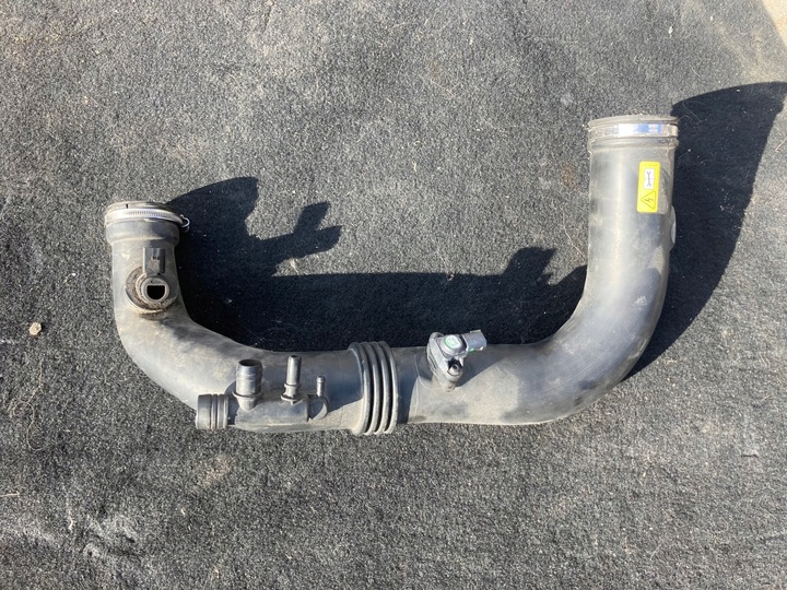 фото №1, Mercedes c класс w204 впуск воздуховод воздуха труба