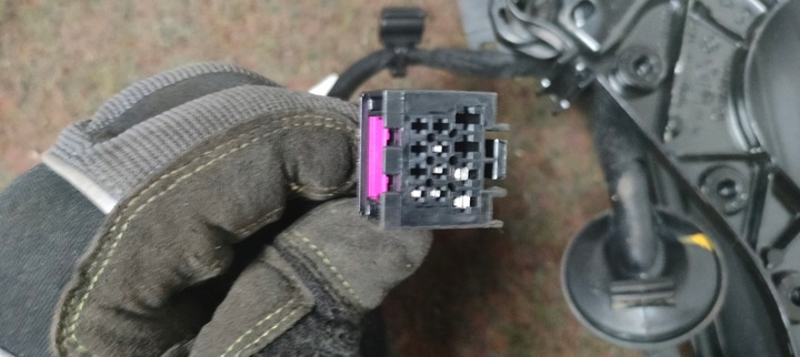 фото №7, Механізм спойлера зад porsche cayenne купе 9y3