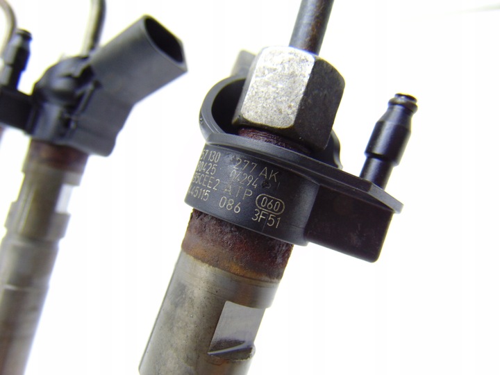 фото №10, Комплектный топливная система впрыска форсунки насос audi a4 b8 a5 8t 3.0 tdi