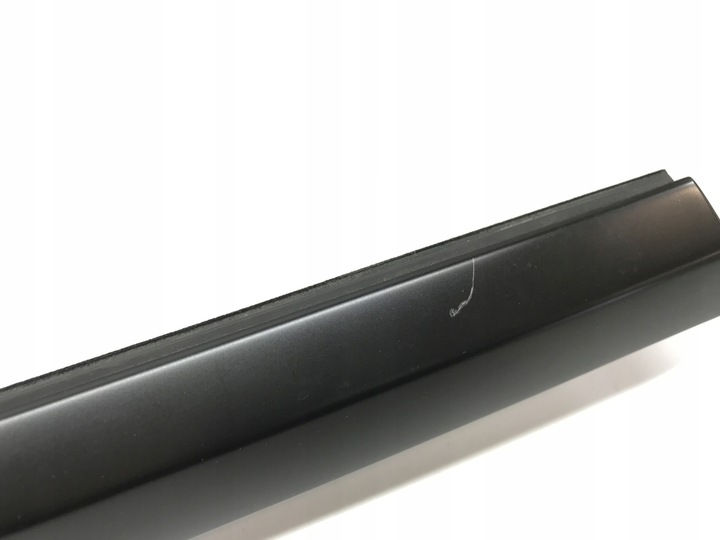 фото №6, Tesla модель y зовнішня планка задніх двері права 1621169-00-c