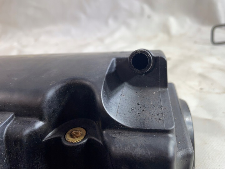 фото №6, Mazda cx30 2.5 b 19- крышка клапанов