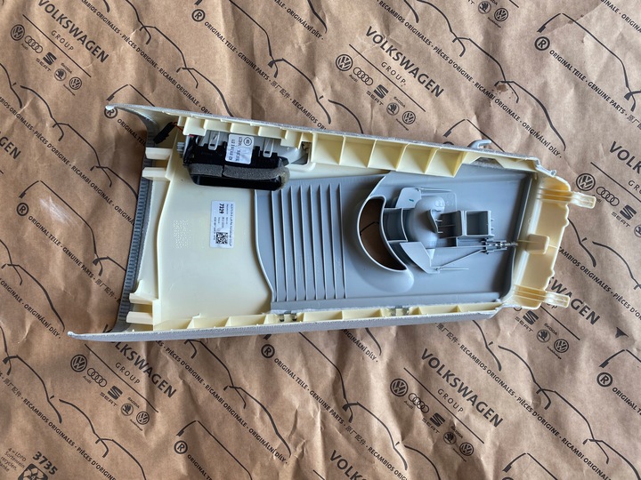 фото №7, Audi a7 c7 4g рестайлинг s-line защита стойка b правая 4g8867244a hf6 38km