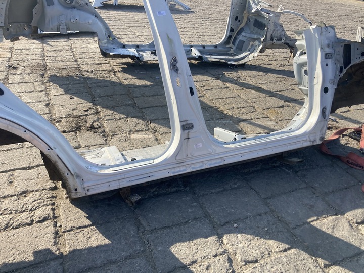 фото №1, Поріг правий повний довгий toyota rav4 iv 12- 070