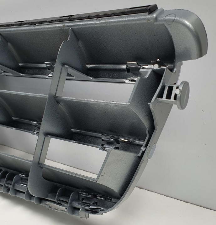 фото №8, Решётка радиатора решётка mercedes w204 a2048800023 a2078880260