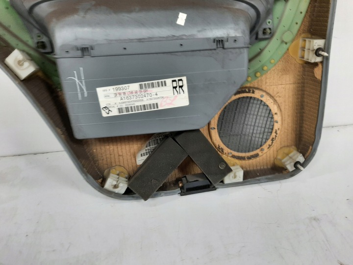 фото №13, Mercedes w163 ml430 00r боковина дверь левый зад кожа дерево