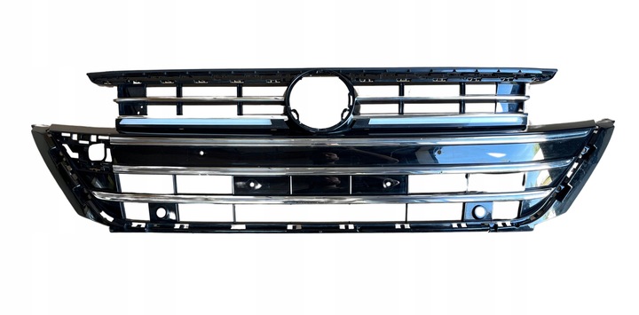 фото №1, Arteon r-line рестайлінг решітка перед led хром чорна