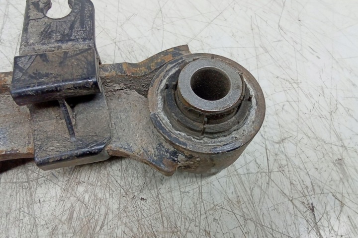 фото №6, Ричаг  заднє ліве vw touran 1t1, 1t2 1k0505323h 2.0l дизель 103kw 2004