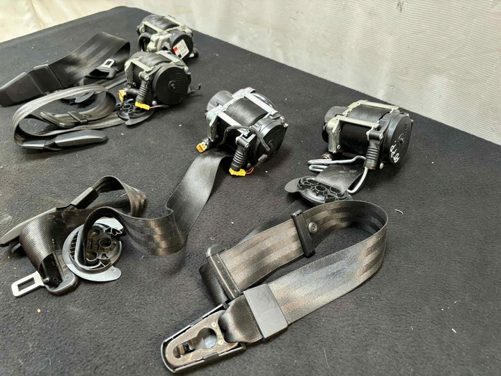 фото №5, Audi a4 b9 pas безопасности перед левый правые 8w