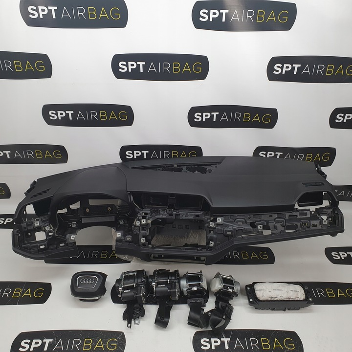 фото №1, Q3 83a панель консоль подушки ремни подушка безопасности