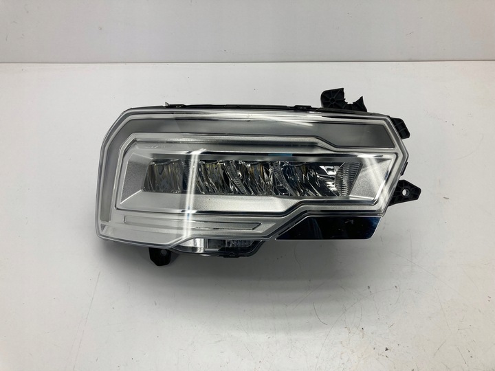 фото №1, Daf xg лампа права новий модель 2188985