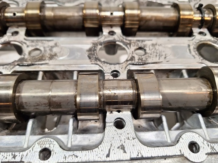 фото №6, Валы распределительный вал крышка 130c07155r renault master iii 2.3 dci 10-