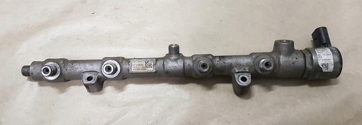 фото №1, Sq7 q8 sq8 a8 d5 4.0 tdi v8 60tdi cza планка впрыскивающий правая 057130090ak